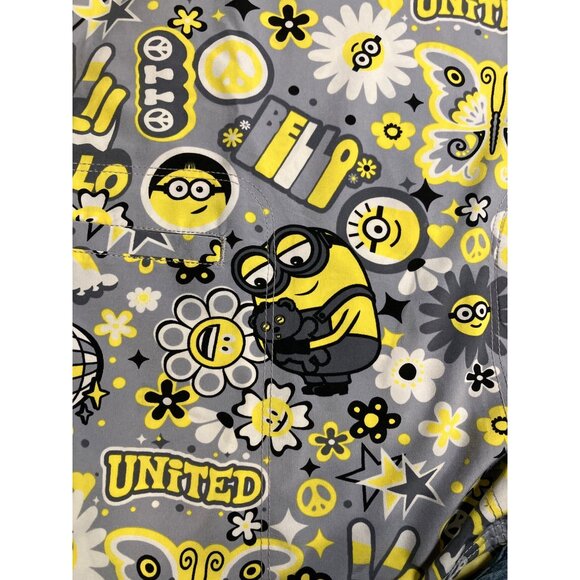 Minions The Rise Of Gru Womens Scrub Top Small - Picture 1 of 12